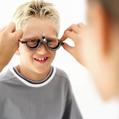 La vision des enfants La vision des enfants : quand réaliser un test de vision chez votre enfant?