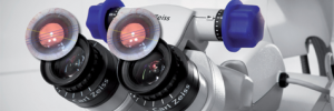 zeiss-callisto-réalité_augmentee Le Callisto permet de positionner l 'implant précisément das l'oeil, grâce à la réalité augmentée